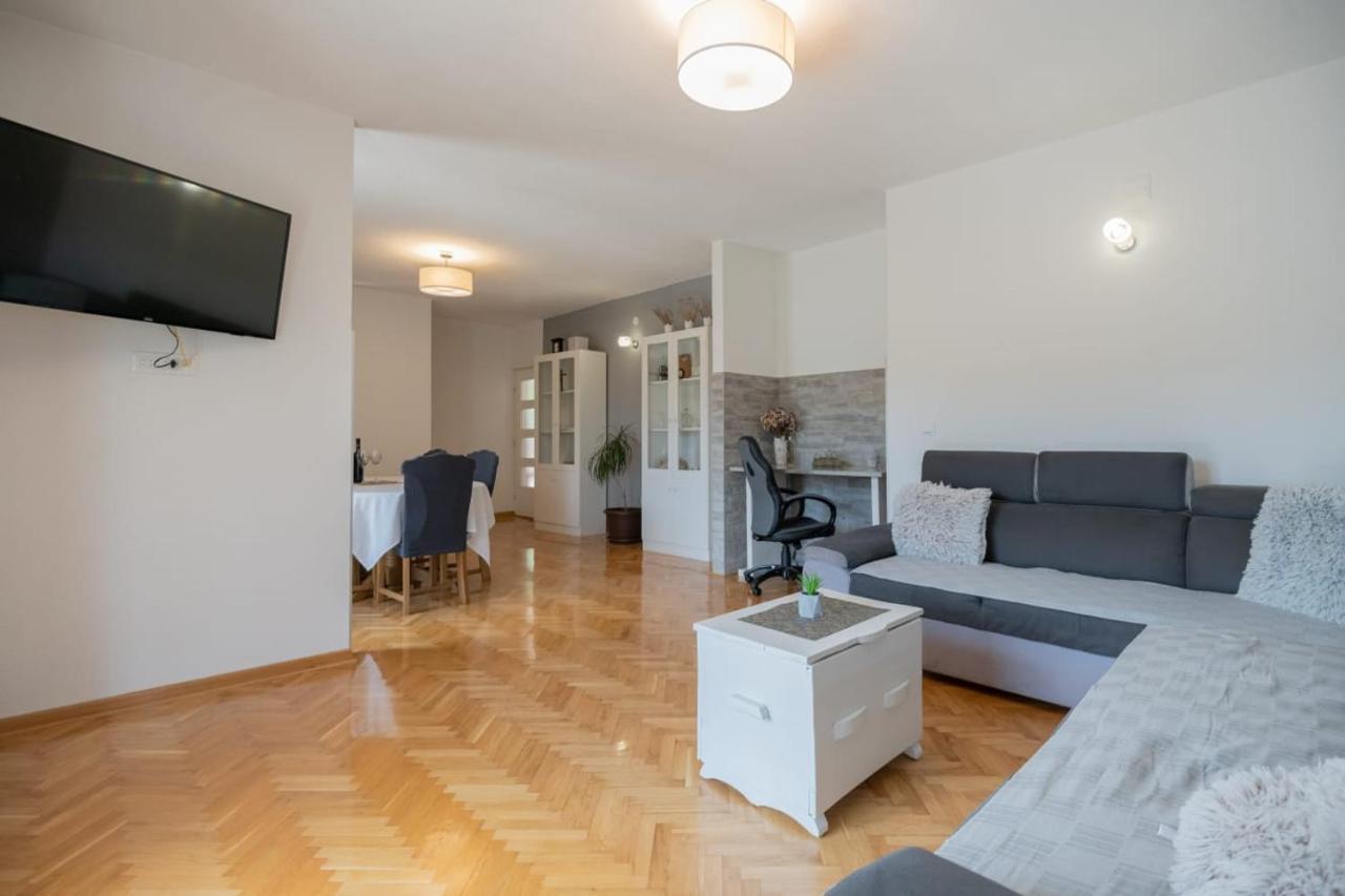Holiday Home Tone, Makarska - Drum ภายนอก รูปภาพ